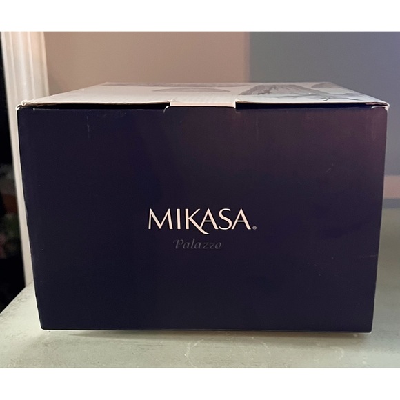 MIKASA 9” Palazzo Crystal Bowl - Picture 9 of 9